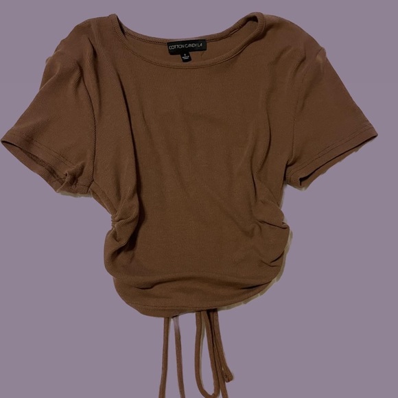 BRAND NEW open back crop top - Picture 2 of 2